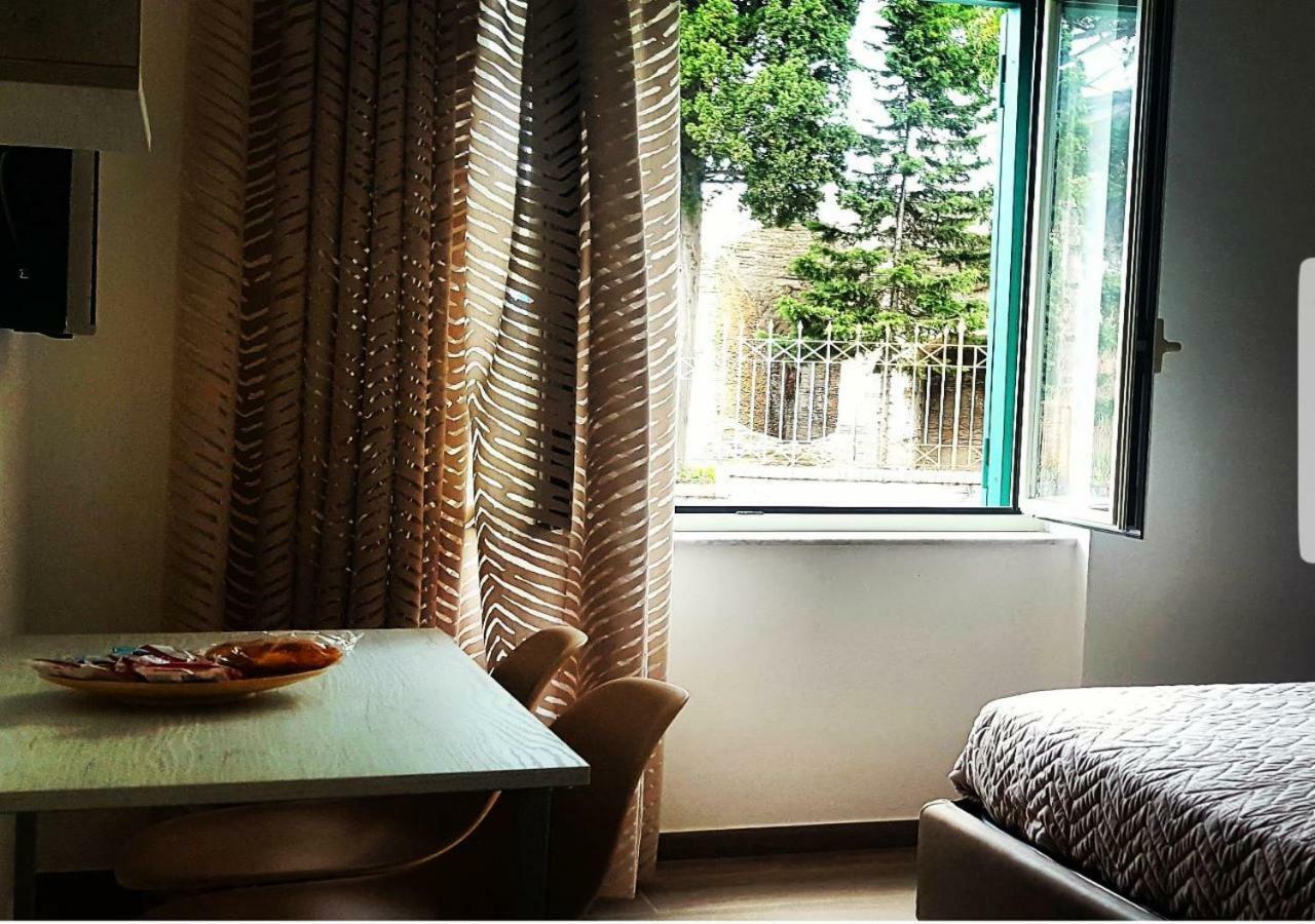 Dimora Flegrea Room & Breakfast Pozzuoli Kültér fotó